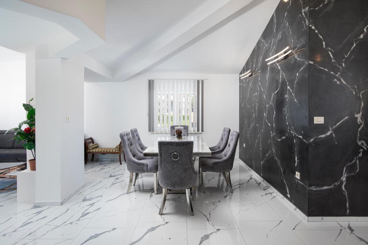Pjescana Uvala Sea View Apartment 外观 照片